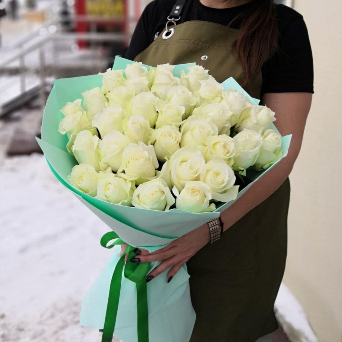 Букеты из белых роз 50 см (Эквадор) articul: 9232ekb
